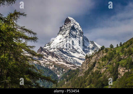 Das Matterhorn von Zermatt aus gesehen Stockfoto