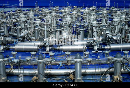 Brunnen Mechanismus unter Wartung an der Scheich Jaber Al Ahmad Kulturzentrum (JACC), das Opernhaus in Kuwait, Kuwait City, Kuwait Stockfoto