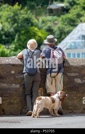 Rame Halbinsel, Cornwall, UK Wetter. Da ein hoher Druck bewegt sich in vielen südlichen Teile der britischen Zeit der guten Wetter mit warmen bis heißen Sunshine Stockfoto