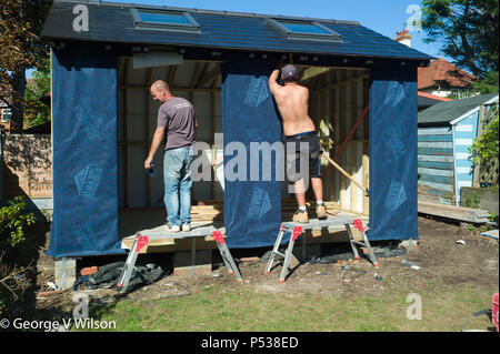 Bauherren ein großer in einem Gartenhaus Stockfoto