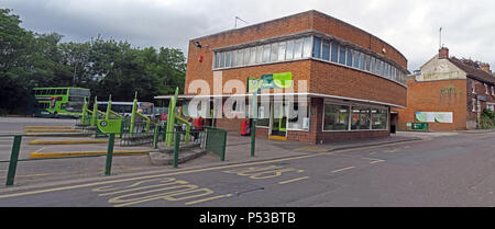 Taunton zum Busbahnhof, den ersten Bus, 2 Tower Street, Somerset, South West England, UK, TA1 4AF Stockfoto