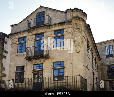 ARTE DEL S. XVIII. ESPAÑA. PAZO DE FONDEVILA. Las mejores de la FACHADA del Palacio construido por FERNANDEZ SARELA. Situado en la Rua das Casas Reais, Vía de peregrinos pequeñas y Calle de Tiendas. SANTIAGO DE COMPOSTELA. Estado de A Coruña. Galizien. Stockfoto