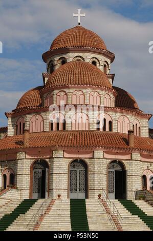 Republik von Albanien. Korce. Auferstehungskathedrale. Das 1992 erbaute. Orthodoxe. Von außen. Stockfoto