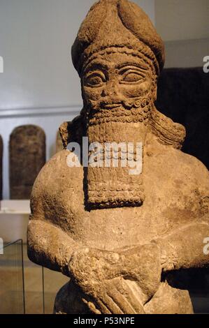 Kalkstein Abbildung einer Telefonzentrale Gott. 811-783 BC. Neo-assyrische. Vom Tempel des Nabu, von Nimrud (Irak). Detail. British Museum. London. Vereinigtes Königreich. Stockfoto