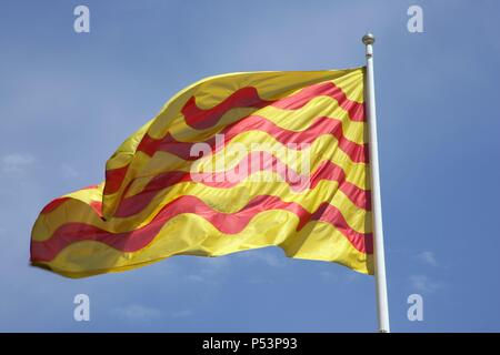 Von Tarragona City Flagge schwenken. Katalonien. Spanien. Stockfoto