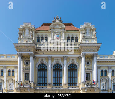 Oradea Rathaus Gebäude, Crisana Region, Rumänien Stockfoto