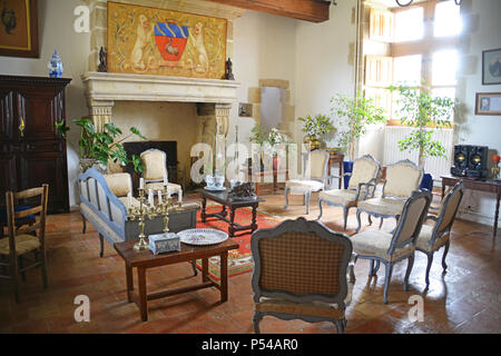 Sehr grosse Eingangshalle Lounge in einem privaten Haus im nördlichen Frankreich Stockfoto