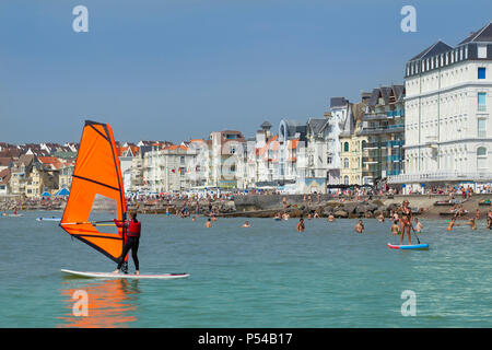 Boulogne-sur-Mer (Frankreich), entlang der "Côte d'Opale" Küste. Die Waterfront Stockfoto