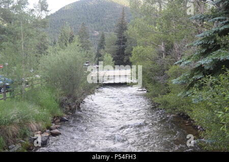 Stream läuft durch Breckenridge Colorado Stockfoto