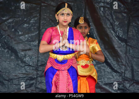 Bloomington, Illinois - USA - May 24,2018 - Tanz Performance bei Chariot Festival Stockfoto