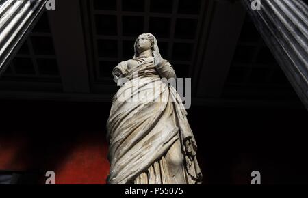 Römische Kunst. Die Mater Familias oder Matrona. Die Statue. Ny Carlsberg Glyptotek. Kopenhagen. Dänemark. Stockfoto