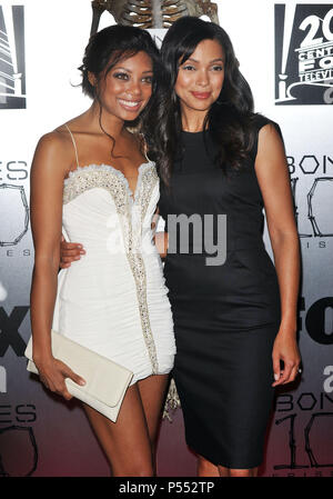 Tiffany Hines Tamara Taylor 46 - Knochen 100 Episoden Feier bei 650 North Club in Los Angeles. Tiffany Hines Tamara Taylor 46 Veranstaltung in Hollywood Leben - Kalifornien, Red Carpet Event, USA, Filmindustrie, Prominente, Fotografie, Bestof, Kunst, Kultur und Unterhaltung, prominente Mode, Besten, Hollywood Leben, Event in Hollywood Leben - Kalifornien, Roter Teppich und backstage, Musik Prominente, Topix, Paar, Familie (Mann und Frau) und Kids - Kinder, Brüder und Schwestern anfrage tsuni@Gamma-USA.com, Kredit Tsuni/USA, 2010 Stockfoto