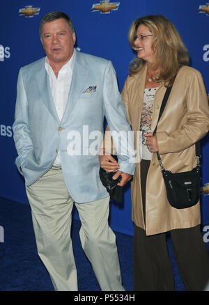 William Shatner, Elizabeth Martin CBS Herbst Premiere Party im Colony Club in Los Angeles. William Shatner, Elizabeth Martin 17 Veranstaltung in Hollywood Leben - Kalifornien, Red Carpet Event, USA, Filmindustrie, Prominente, Fotografie, Bestof, Kunst, Kultur und Unterhaltung, prominente Mode, Besten, Hollywood Leben, Event in Hollywood Leben - Kalifornien, Roter Teppich und backstage, Musik Prominente, Topix, Paar, Familie (Mann und Frau) und Kids - Kinder, Brüder und Schwestern anfrage tsuni@Gamma-USA.com, Kredit Tsuni/USA, 2010 Stockfoto