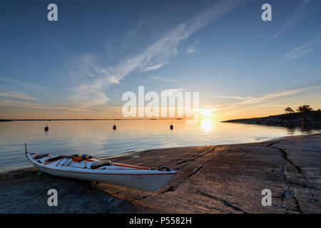 Dawn an Bylandet Insel, Kirkkonummi, Finnland Stockfoto