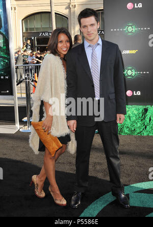 Nick Jandl an der Green Lantern Premiere auf der Chinese Theatre in Los Angeles. Nick Jandl 66 - - - - - - - - - - - - - Red Carpet Event, Vertikal, USA, Filmindustrie, Prominente, Fotografie, Bestof, Kunst, Kultur und Unterhaltung, Topix Prominente Fashion/Vertikal, Besten, Event in Hollywood Leben - Kalifornien, Roter Teppich und backstage, USA, Film, Stars, Film Stars, TV Stars, Musik, Promis, Fotografie, Bestof, Kunst, Kultur und Unterhaltung, Topix, Vertikal, Familie von aus dem Jahr 2011, Anfrage tsuni@Gamma-USA.com Mann und Frau Stockfoto