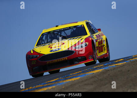 Sonoma, Kalifornien, USA. 22. Juni, 2018. Joey Logano (22) Praktiken für das TOYOTA/SAVE MART 350 an der Sonoma Raceway in Sonoma, Kalifornien Quelle: Stephen A. Arce/ASP/ZUMA Draht/Alamy leben Nachrichten Stockfoto