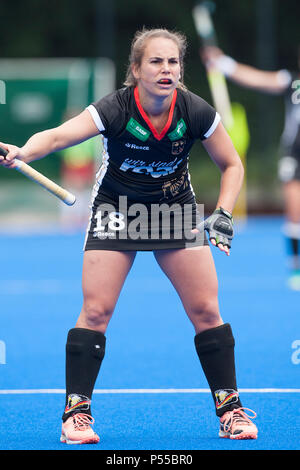 Velbert, Deutschland. 24. Juni, 2018. Lisa ALTENBURG (GER, mi.) In Single Action auf der Kugel. Hockey, DHB, Frauen Nationalmannschaft, drei Nationen Turnier, WM-Vorbereitung, Laenderspiel, Deutschland (GER) - Irland (IRL), 3:0, am 24.06.2018 in Bochum/Deutschland. | Verwendung der weltweiten Kredit: dpa/Alamy leben Nachrichten Stockfoto