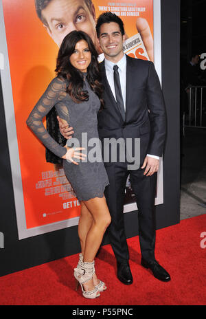 Tyler Hoechlin, Rachel Smith an der Halle vorbei Premiere Arclight Theater in Los Angeles. Tyler Hoechlin, Rachel Smith 31 - - - - - - - - - - - - - Red Carpet Event, Vertikal, USA, Filmindustrie, Prominente, Fotografie, Bestof, Kunst, Kultur und Unterhaltung, Topix Prominente Fashion/Vertikal, Besten, Event in Hollywood Leben - Kalifornien, Roter Teppich und backstage, USA, Film, Stars, Film Stars, TV Stars, Musik, Promis, Fotografie, Bestof, Kunst, Kultur und Unterhaltung, Topix, Vertikal, Familie von aus dem Jahr 2011, Anfrage tsuni@Gamma-USA.com Mann ein Stockfoto