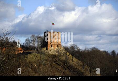 Litauen. Vilnius. Gediminas-Turm, im 20. Jahrhundert restauriert. Einzige erhaltene Teil der oberen Burg. Stockfoto