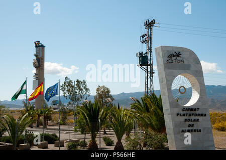 TABERNAS, SPANIEN - 29. Mai 2016: Almeria solar power station Eingang Stockfoto