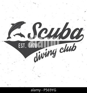 Scuba Diving Club. Vector Illustration. Konzept für Hemd oder Logo, Print, Stempel oder T-Stück. Vintage Typografie Design mit Delphin Silhouette. Stock Vektor