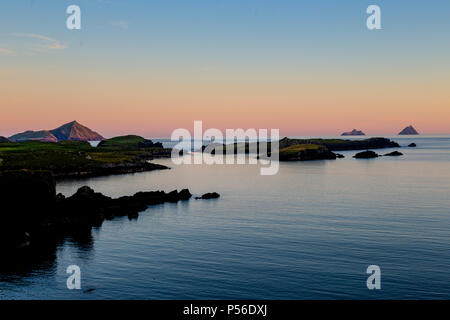 Sonnenuntergang über dem Atlantischen Ozean weg von Valentia Island, County Kerry Irland Stockfoto