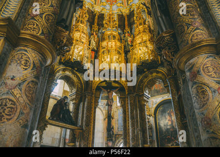 Tomar, Portugal - 10. Juni 2018: manuelinischen Kirchenschiff im 12. Jahrhundert Kloster von Christus - Tomar, Portugal. UNESCO-Weltkulturerbe Ref: 265 Stockfoto