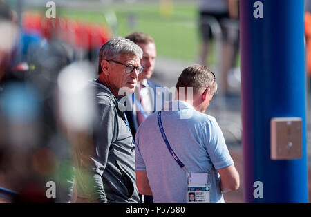 Vatutinki, Russland. 25. Juni 2018. Uli Voigt (DFB Medien TV/TV) Ausbildung GES/fussball/Wm 2018 Russland: DFB Training Moskau/Vatutinki, 25.06.2018 GES/fussball/fussball/WM 2018 Russland: DFB-Praxis, Moskau/Watutinki, Juni 25, 2018 | Verwendung der weltweiten Kredit: dpa/Alamy leben Nachrichten Stockfoto