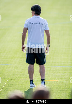 Vatutinki, Russland. 25. Juni 2018. Bundescoach/Trainer Joachim (Jogi) Löw (Deutschland) GES/fussball/Wm 2018 Russland: DFB Praxis Moskau/Vatutinki, 25.06.2018 GES/fussball/fussball/WM 2018 Russland: DFB-Praxis, Moskau/Watutinki, Juni 25, 2018 | Verwendung der weltweiten Kredit: dpa/Alamy leben Nachrichten Stockfoto