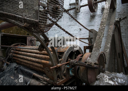 Das verlassene Ton Färbereien oder Ton Mühlen wie sonst bekannt. In der Nähe der Stadt Wellington, Somerset. Bild, Juli 2013 Stockfoto