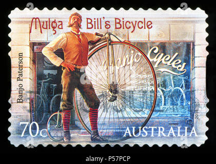 Australien - ca. 2014: Briefmarke in Australien gedruckten zeigt alte Werbung für Fahrräder, ca. 2014 Stockfoto