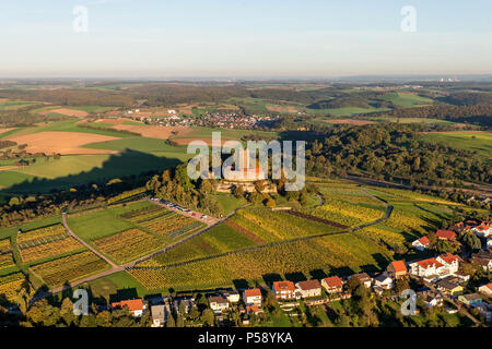 Luftaufnahme der Burg Steinsberg bei Sinsheim - Kraichgau - Deutschland Stockfoto