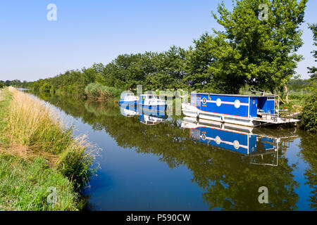 Vodní Baťův kanál, Veselí nad Moravou, kraj, Okres Břeclav Česká republika/Bata Wasser Kanal, Veseli nad Moravou Stadt, Südmähren, Tschechische Republik Stockfoto