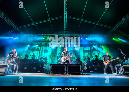 Juni 25, 2018 - Mailand, Italy-June 25, 2018: Aufstieg gegen Punk Rock Band aus Chicago führt live in Mailand Credit: Stefano Guidi/ZUMA Draht/Alamy leben Nachrichten Stockfoto