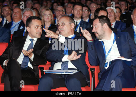 Luigi Di Maio, Cesare Fumagalli e Matteo Salvini Roma 26/06/2018. Assemblea Annuale di Confartigianato 2018 Rom, 26. Juni 2018. Jahresversammlung der Confartigianato. Foto Samantha Zucchi Insidefoto Stockfoto