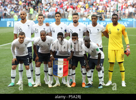 (180626) - Moskau, 26. Juni 2018 (Xinhua) - die Spieler von Frankreich posieren für ein Gruppenfoto vor der 2018 FIFA World Cup Gruppe C Spiel zwischen Dänemark und Frankreich in Moskau, Russland, 26. Juni 2018. (Xinhua / Xu Zijian) Stockfoto