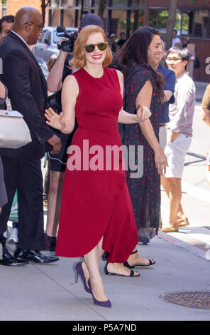 New York, USA. 26 Jun, 2018. Jessica Chastain gesichtet am Bau reihe am 26. Juni 2018. Quelle: Jeremy Burke/Alamy leben Nachrichten Stockfoto