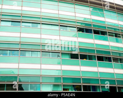 Fassade der Elizabeth Garrett Anderson und Geburtshilfe Krankenhaus im University College Hospital, London, England Stockfoto