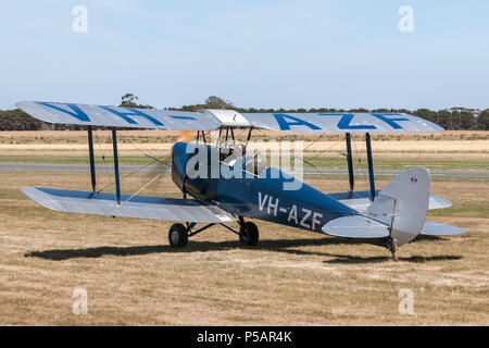 Jahrgang 1941 de Havilland DH-82A Tiger Moth Doppeldecker Flugzeug. Stockfoto