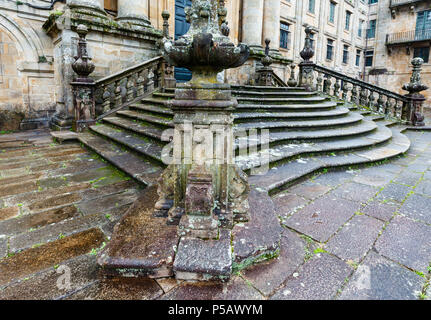 Santiago de Compostela, Spanien - 14. MAI 2016: Treppe zum Kloster Kloster San Martin Pinario (Galicien, Spanien). Stockfoto