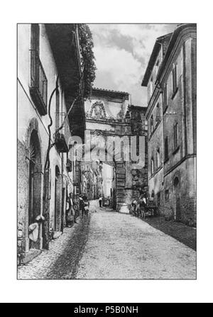 N/A. Italiano: Foto di Ferentino dei Primi del Novecento. 29. Mai 2009. Unbekannt 554 Ferentino storica Porta del Borgo o di S Agata Stockfoto