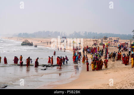Anhänger an der Küste, in der Nähe von Shore Tempel, Mahabalipuram, Tamil Nadu Stockfoto
