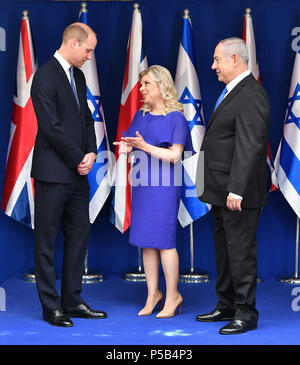 Der Herzog von Cambridge trifft sich mit dem israelischen Ministerpräsidenten Benjamin Netanjahu und seine Frau Sara Ben-Artzi an seinem Amtssitz in Jerusalem, Israel, als Teil seiner Reise in den Nahen Osten. Stockfoto