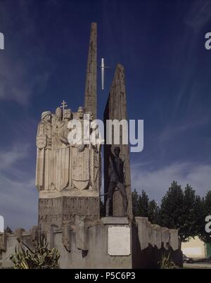 MONUMENTO A LA BATALLA DE LAS Navas de Tolosa INUGURADO EN 1881. Autor: GONZALEZ OREA ANTONIO/MILLAN MANUEL. Ort: Außen, LA CAROLINA, Jaen, Spanien. Stockfoto