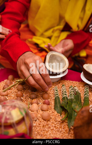 Indische Hochzeit Rituale, Pune, Maharashtra, Indien Stockfoto