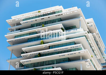 Modernes hohes Luxus Apartment Gebäuden, den Terrassen, im Zentrum von Beirut, Libanon. Stockfoto