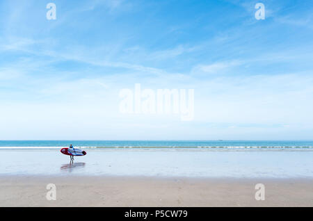 Kajak am Strand (Rhossili Bay, Wales) Stockfoto