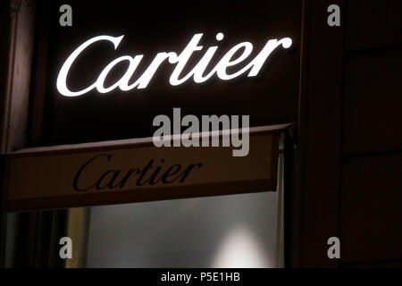 Das Logo der Marke "Cartier", Lissabon, Portugal (nur fuer redaktionelle Verwendung. Keine Werbung. Referenzdatenbank: http://www.360-berlin.de. © Jen Stockfoto