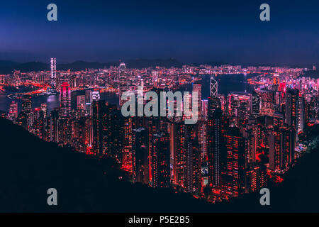 Hong Kong City Skyline bei Nacht vom Victoria Peak Stockfoto