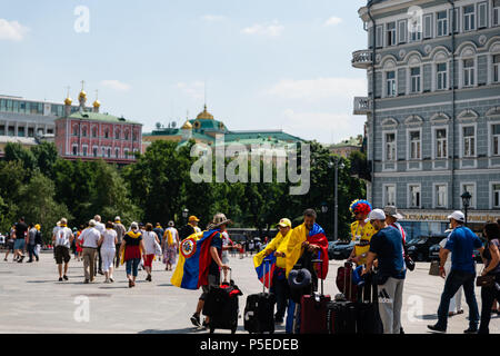 Fans versammeln sich in Russland während der FIFA Fussball-Weltmeisterschaft 2018 Stockfoto